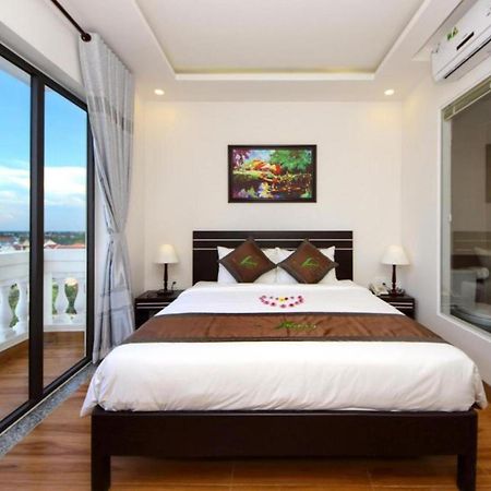 Hotel Front Beach Hội An Buitenkant foto